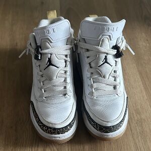 Jordan Kids White and Gold Sneakers